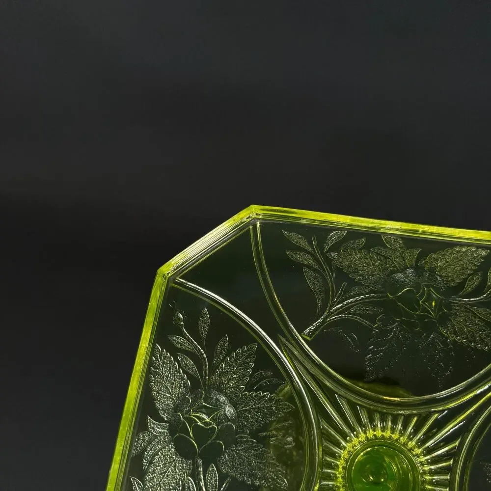 Vintage large vaseline Uranium Glass green Cake Stand flowers Pattern h6